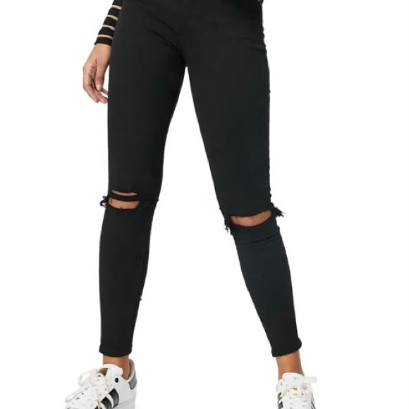 Topshop Denim - High Waist Ripped Skinny Jeans
TOPSHOP